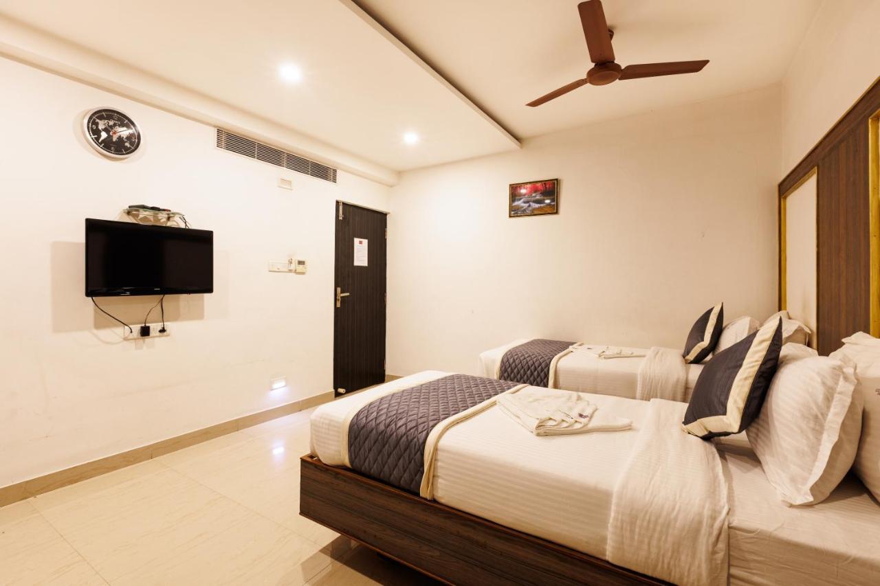 Hotel Comfort Park - Opposite Sri Ramachandra Medical College Porur 첸나이 외부 사진